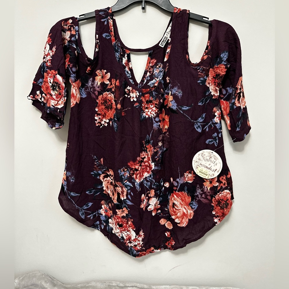 NWT Gypsies & Moondust Plum Floral Cold-Shoulder Blouse